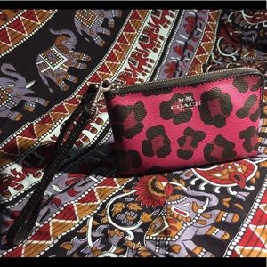 Coach Wristlet-Cranberry Print
